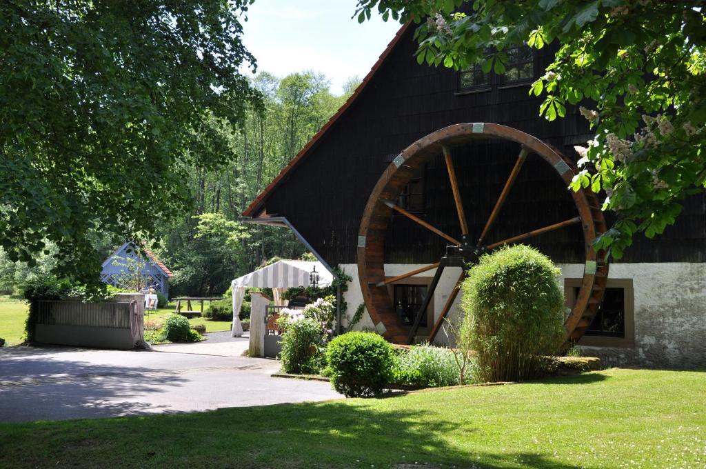 Landgasthof Geiersmuehle Vielbrunn Bagian luar foto