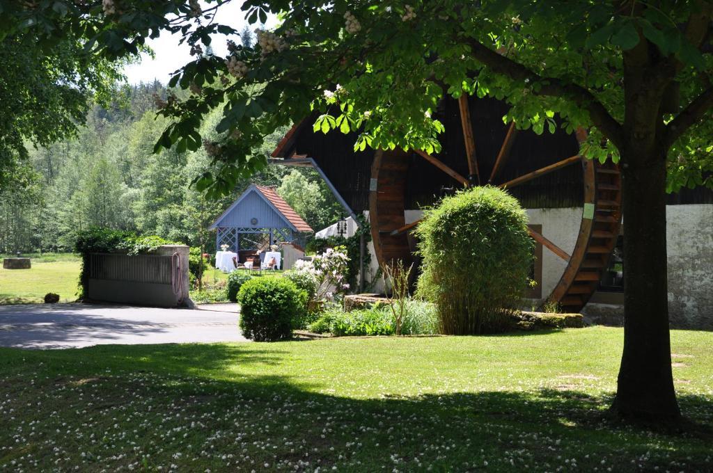 Landgasthof Geiersmuehle Vielbrunn Bagian luar foto